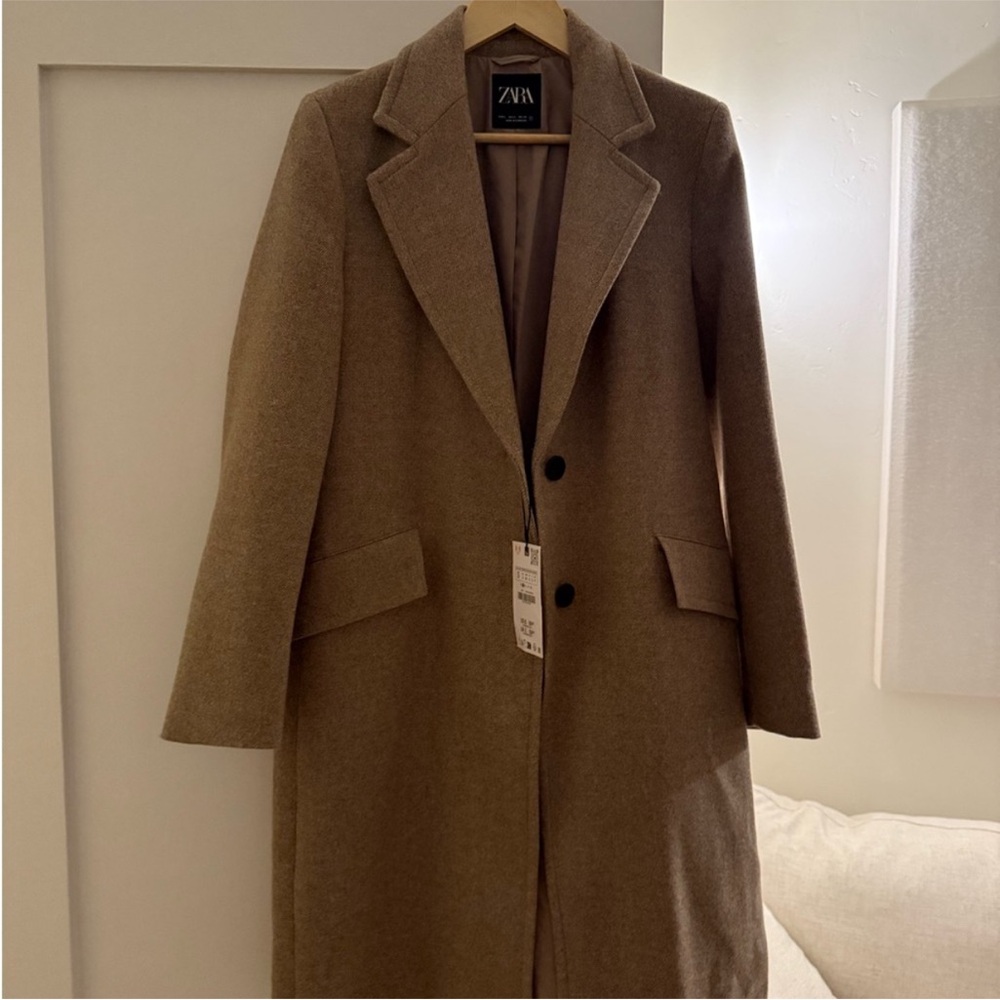 Tags on, brand new Zara Women's Tan Coat